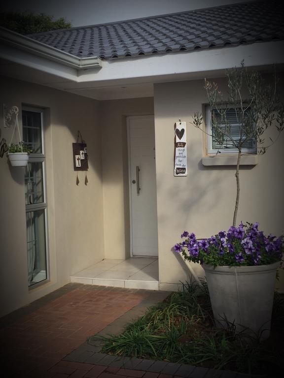 Sharwood Place พอร์ตเอลิซาเบธ ภายนอก รูปภาพ